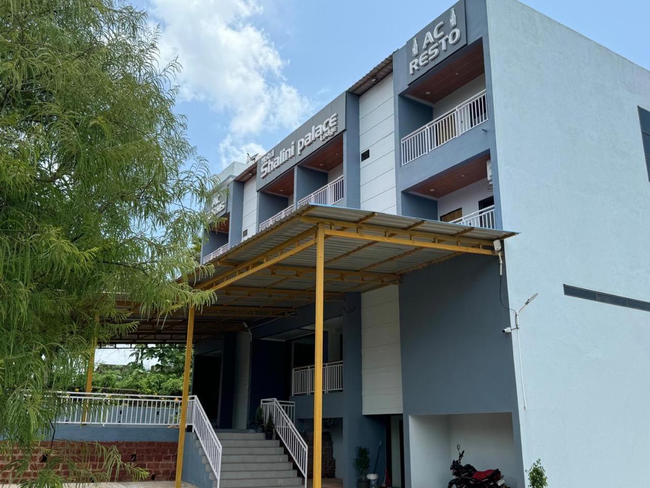 Hotel Shalini Palace Ratnāgiri 외부 사진