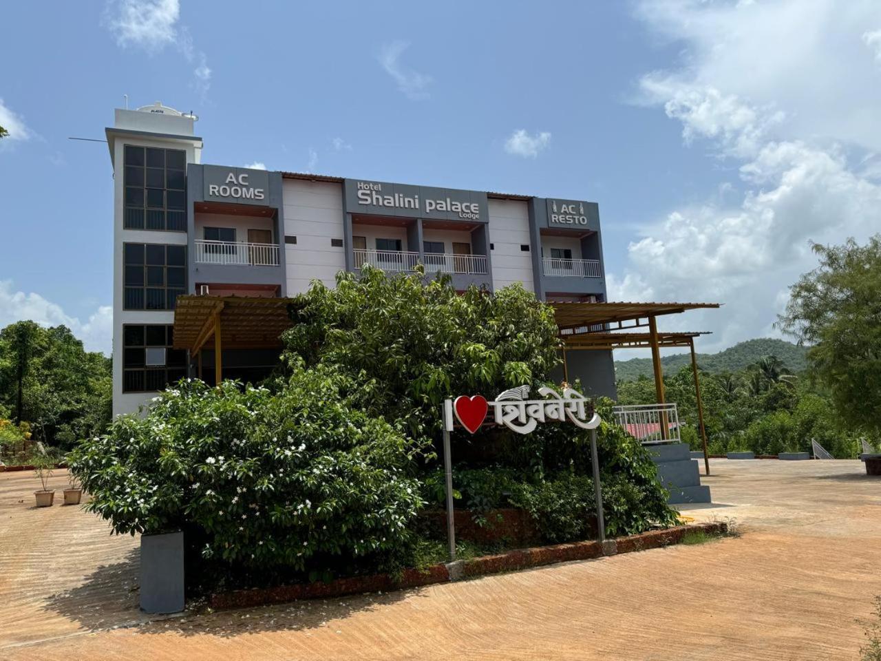 Hotel Shalini Palace Ratnāgiri 외부 사진